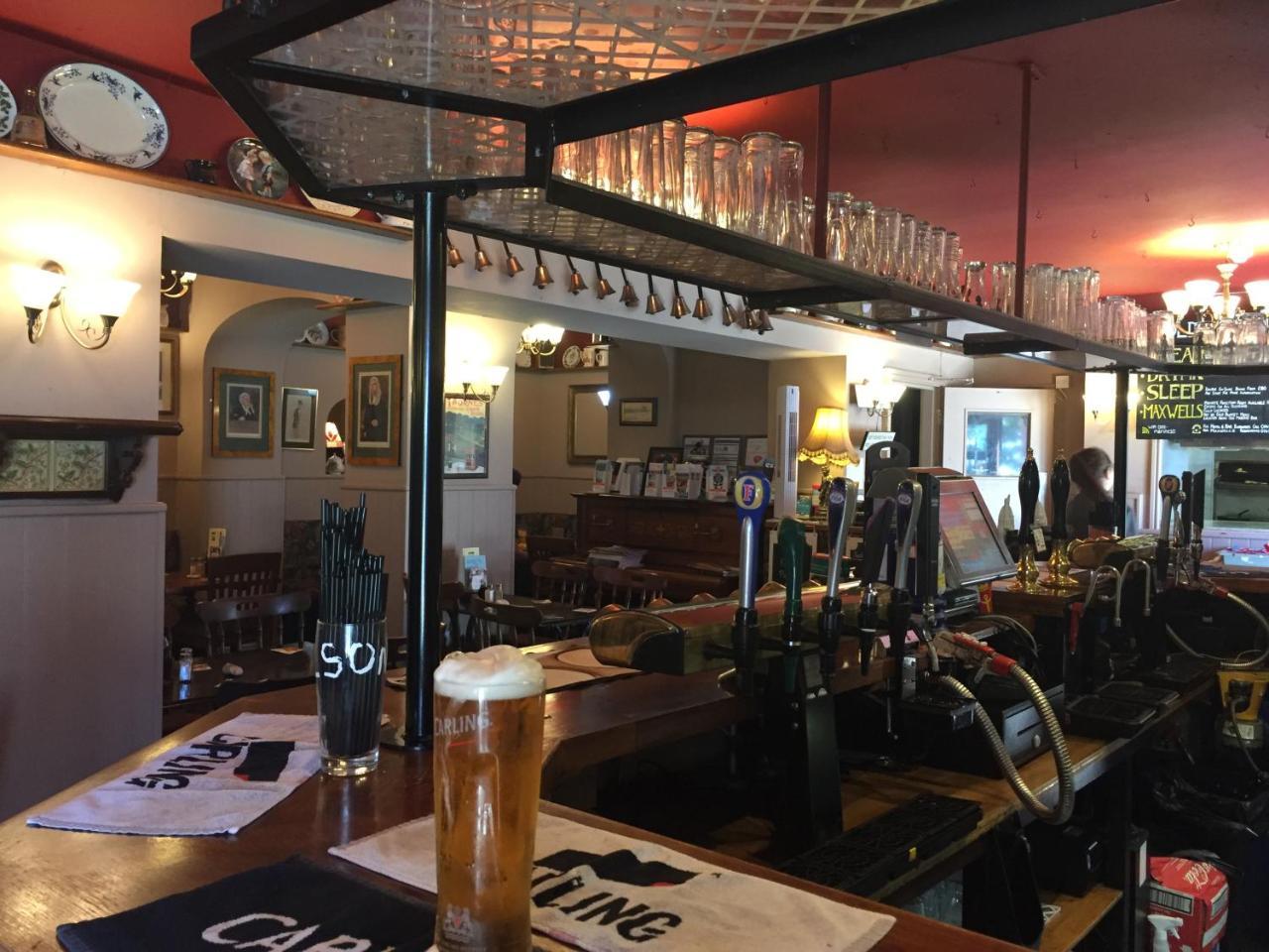 Marine Bar Pub With Rooms Ганстантон Екстер'єр фото